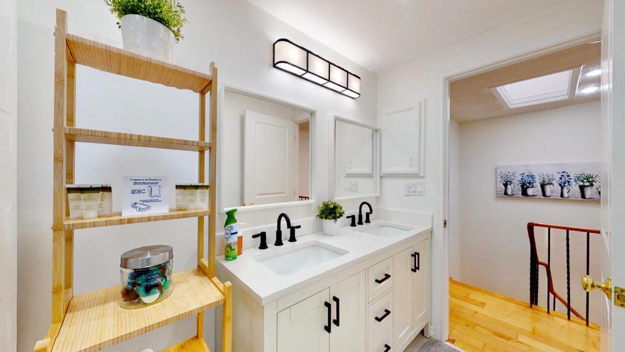 Modern Bright Cozy 3Bed 3Bath Vacation House In Ajax, Greater Toronto Area Gta, On, Canada 外观 照片